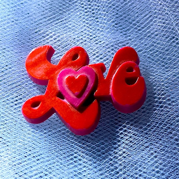 Vintage Jewelry - Groovy Love ❤️ 60s Pin Red and Pink